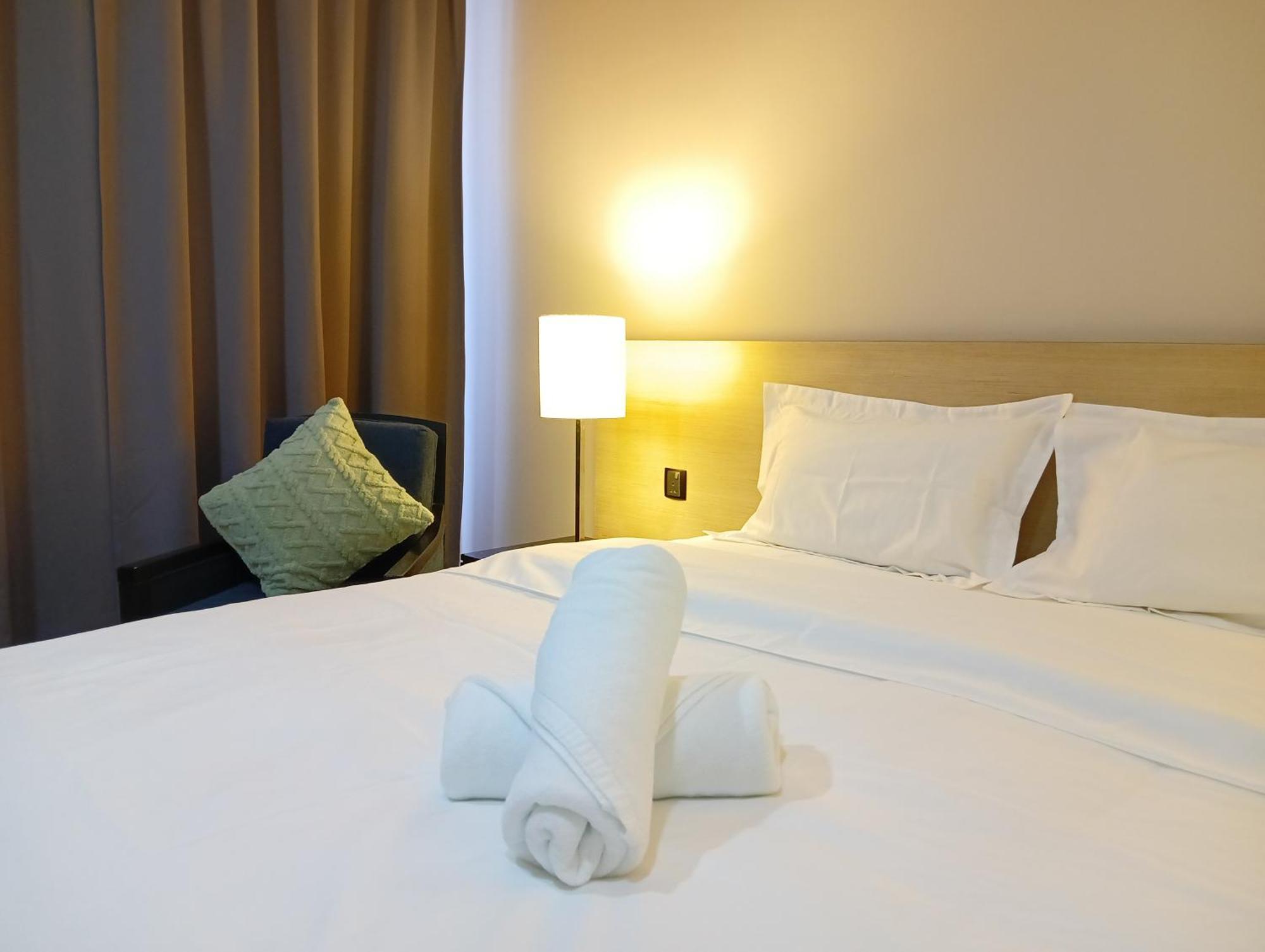 The Straits Suites By Ciconia Malacca Exterior foto